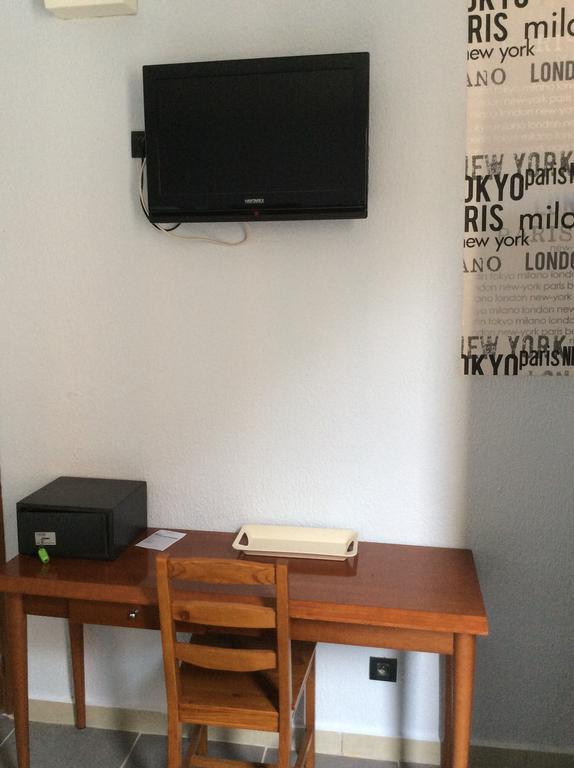 Hotel Paname Clichy Cameră foto