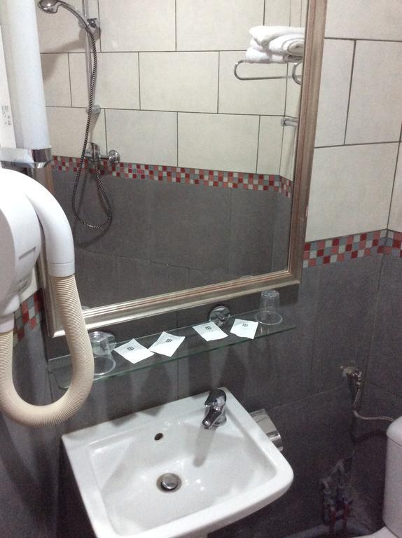 Hotel Paname Clichy Cameră foto
